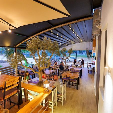 Hotel Veliaj Ksamil Zewnętrze zdjęcie